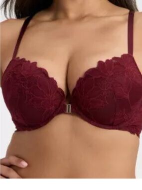 Lace Push-Up Bra in Wine - Women's Intimates